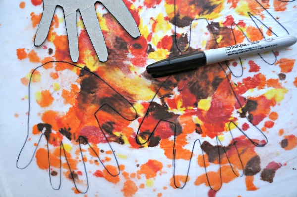 fall art and science leaf activity