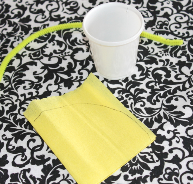Easy spring craft: tissue paper basket - SpanglishBaby.com
